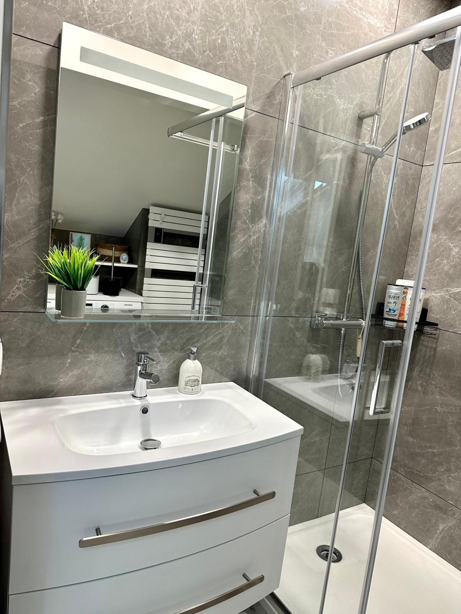 Magnifique ,10 Min Orly Aeroport Apartment *